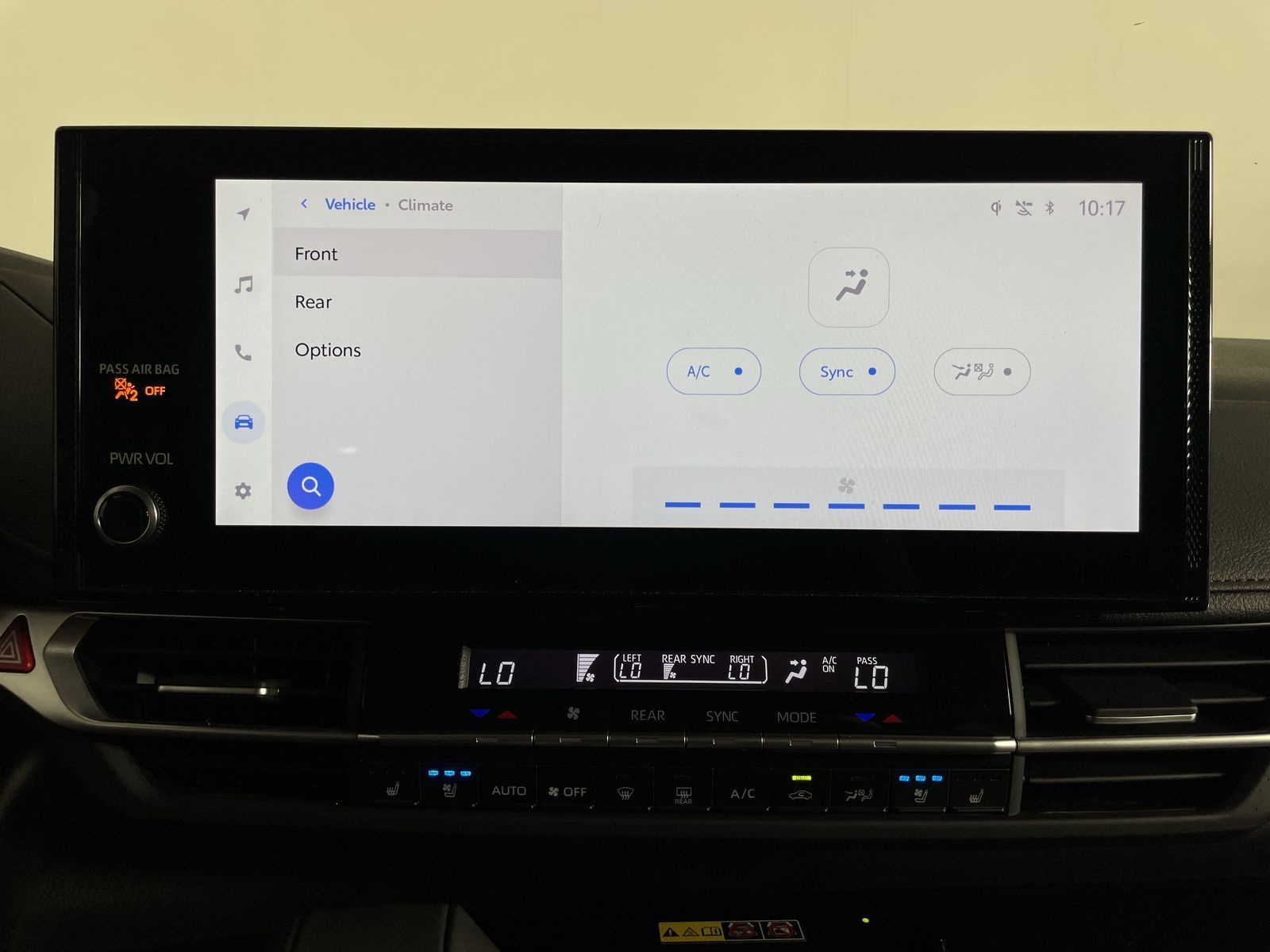 2025 Toyota Sienna Platinum - Photo 20