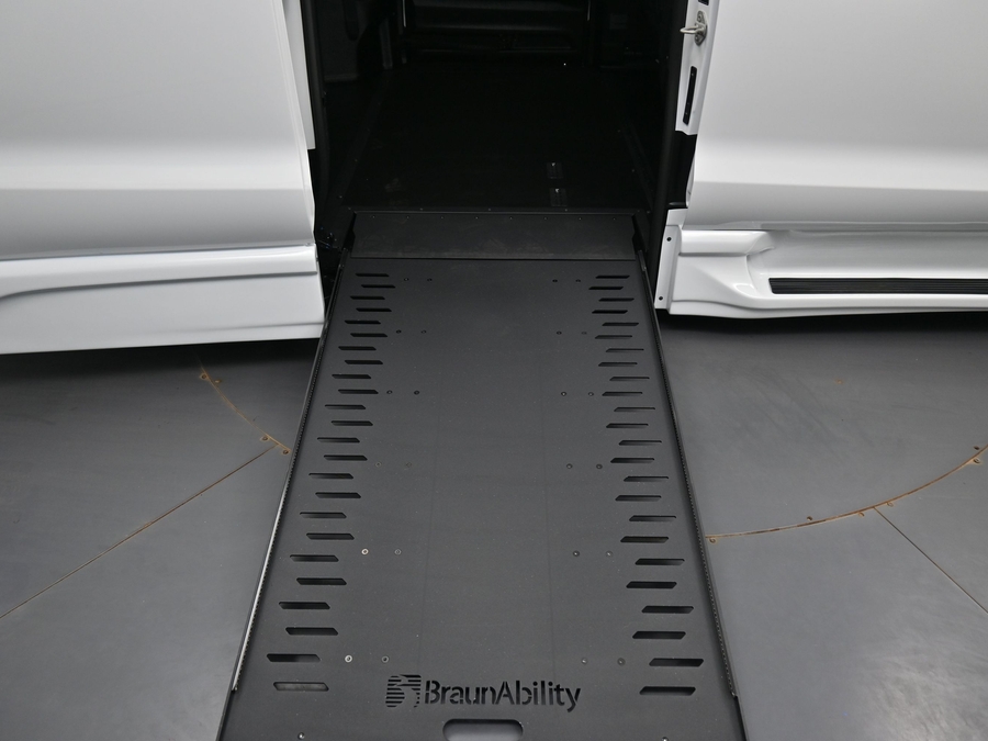 New 2027 Chrysler Pacifica Select Sport