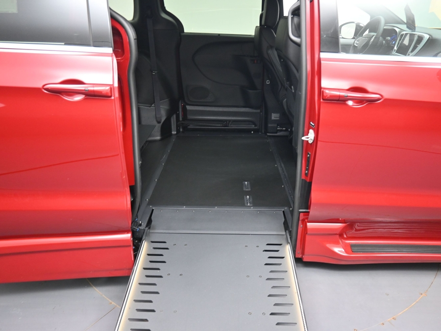 New 2027 Chrysler Pacifica Select Safety