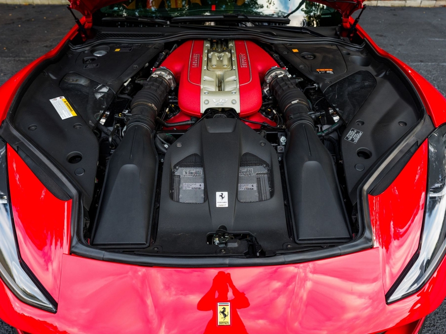 2019 Ferrari 812 Superfast