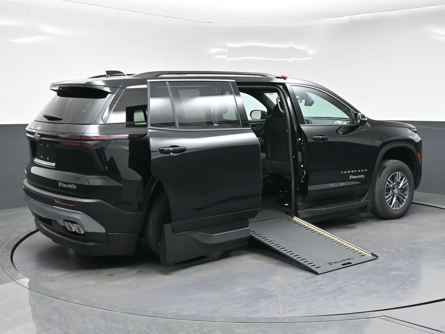 New 2026 Chevrolet Traverse 1LT