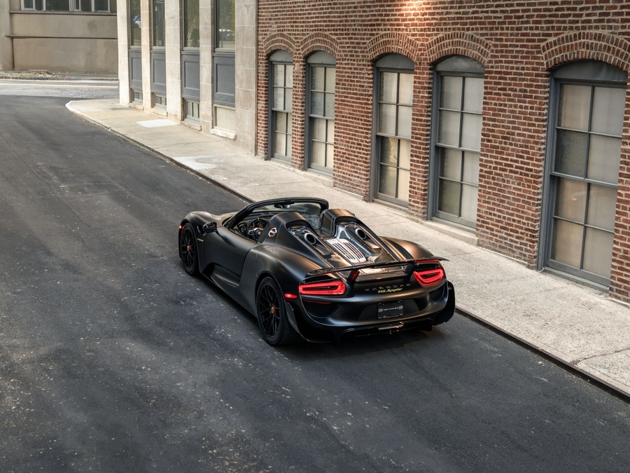 2015 Porsche 918 Spyder