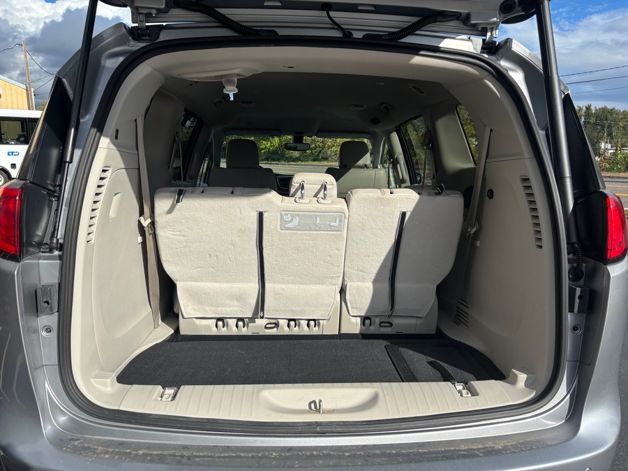 PRE OWNED 2018 Chrysler Pacifica Touring L