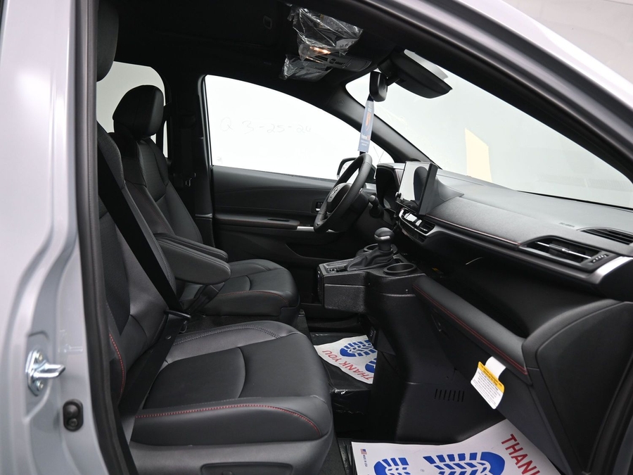 New 2026 Toyota Sienna XSE Sport