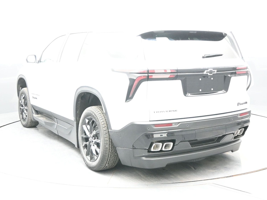 New 2026 Chevrolet Traverse 1LT Midnight