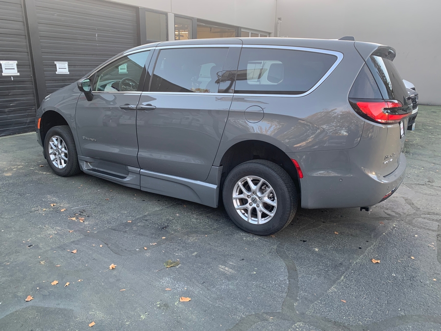 PRE OWNED 2023 Chrysler Pacifica Touring L Safety