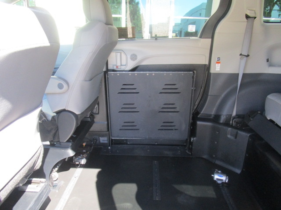 PRE OWNED 2024 Toyota Sienna LE Base
