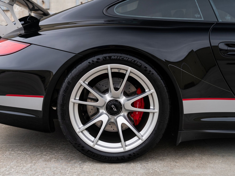 2011 Porsche 911 GT3 RS 4.0