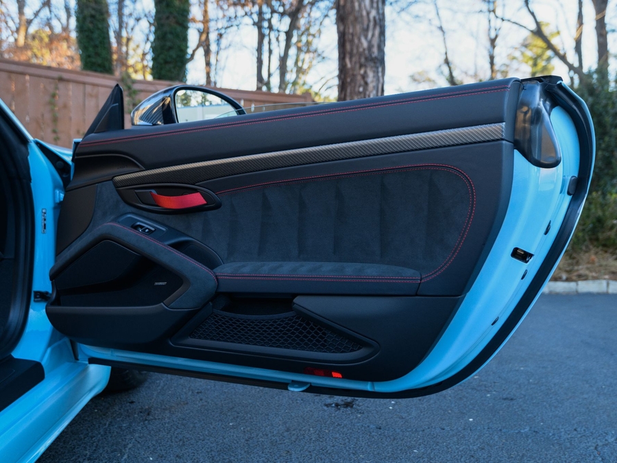 2025 Porsche 718 Spyder RS