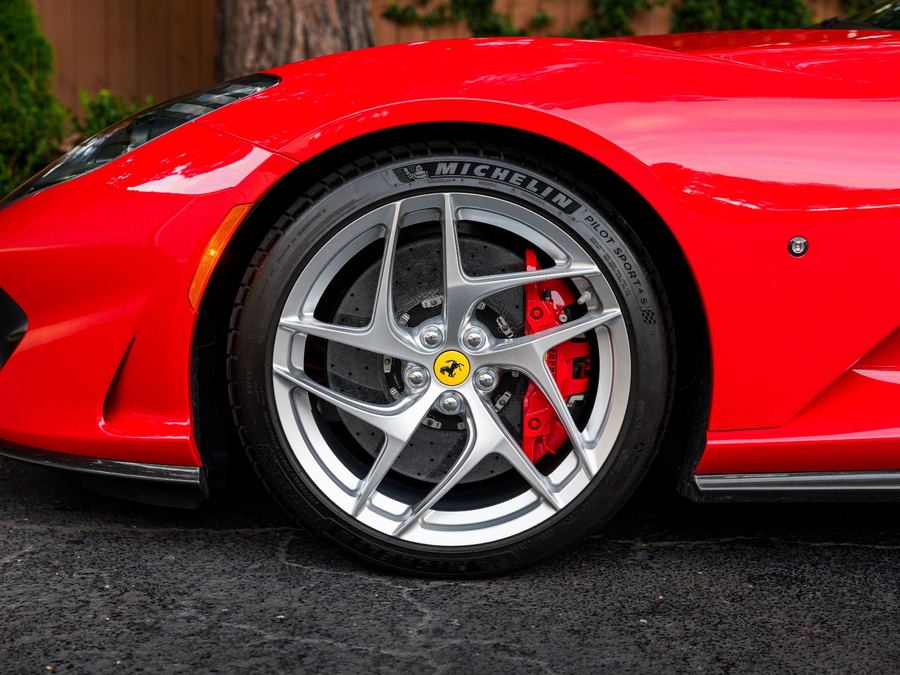 2019 Ferrari 812 Superfast