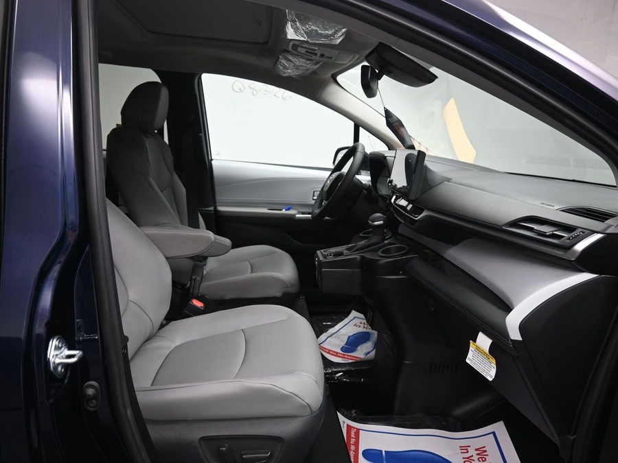 New 2026 Toyota Sienna XLE Add