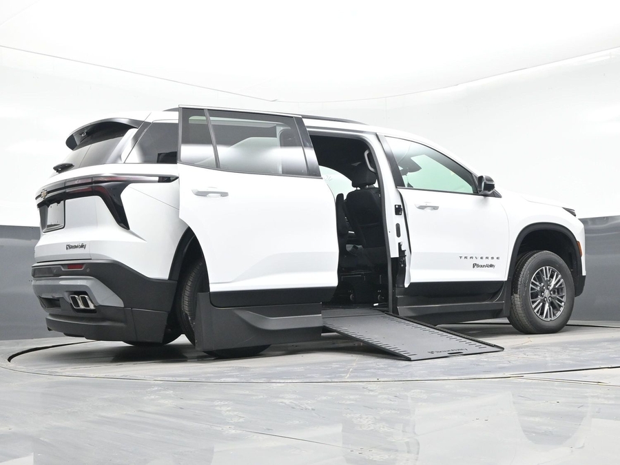 New 2026 Chevrolet Traverse 1LT