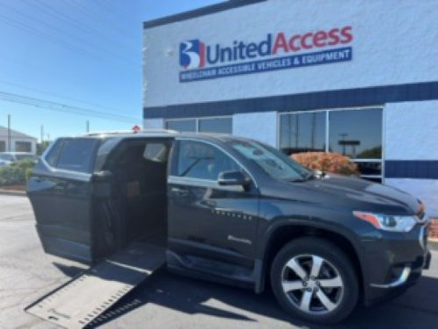 PRE OWNED 2021 Chevrolet Traverse 3LT