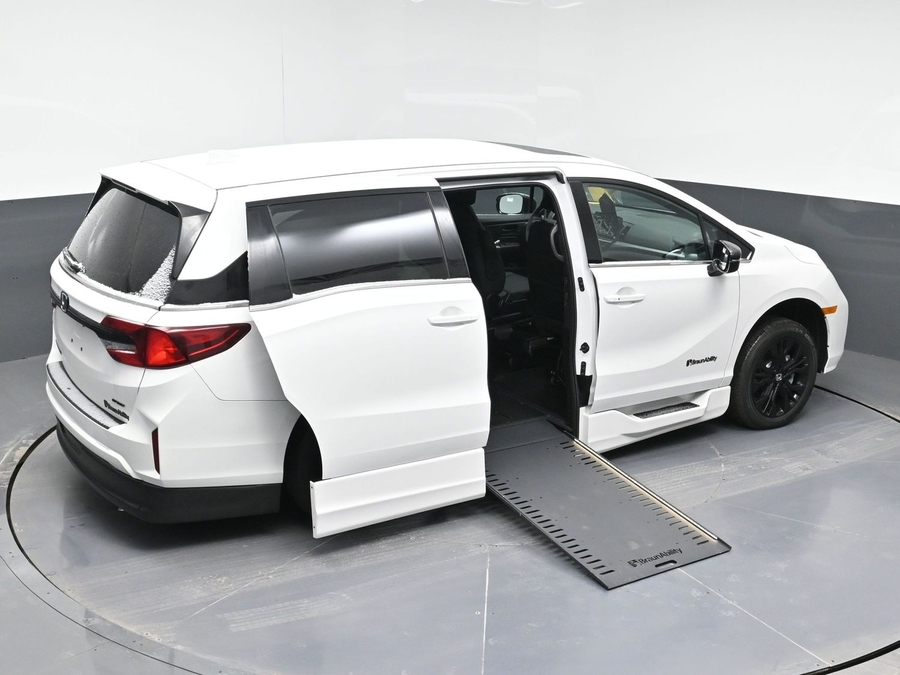 New 2026 Honda Odyssey Sport
