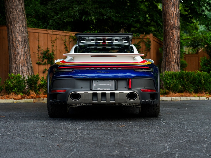 2023 Porsche 911 Dakar
