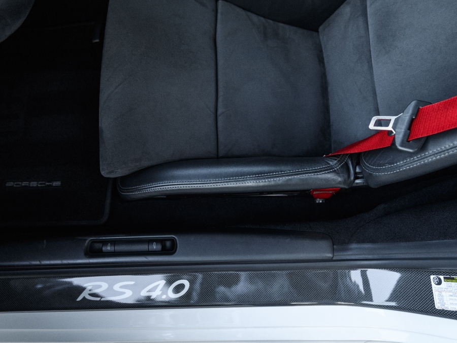 2011 Porsche 911 GT3 RS 4.0