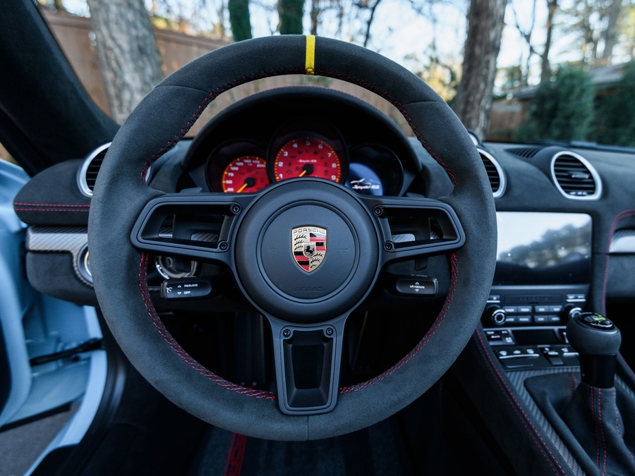 2025 Porsche 718 Spyder RS