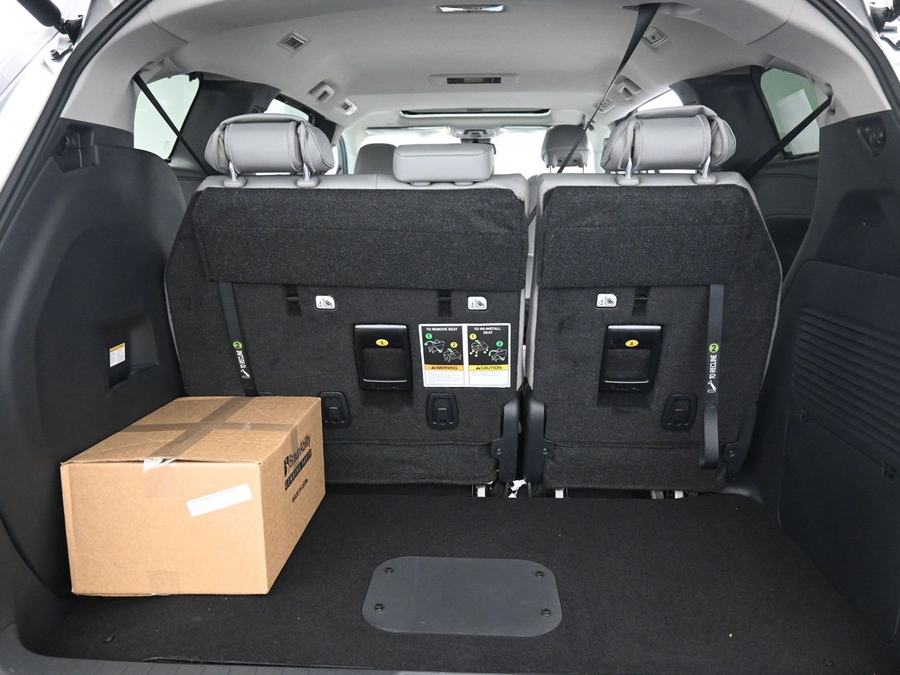 New 2026 Toyota Sienna XLE Base