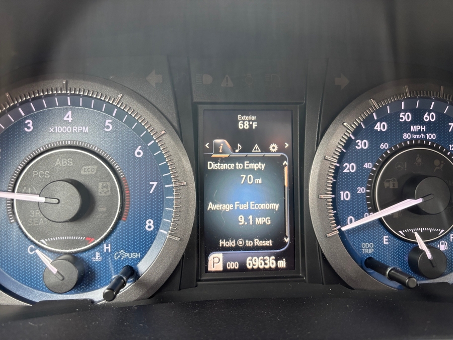 PRE OWNED 2016 Toyota Sienna XLE