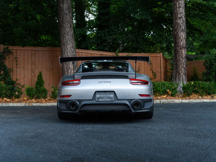 2018 Porsche 911 GT2 RS
