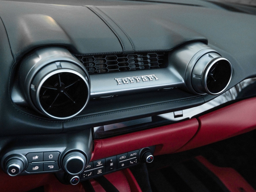 2021 Ferrari 812 GTS GTS