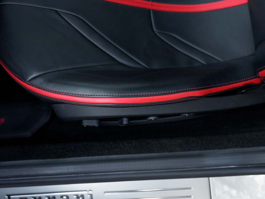 2022 Ferrari 812 GTS