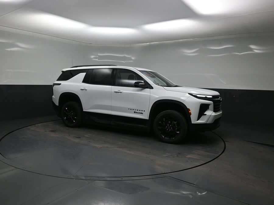 New 2026 Chevrolet Traverse 1LT Midnight