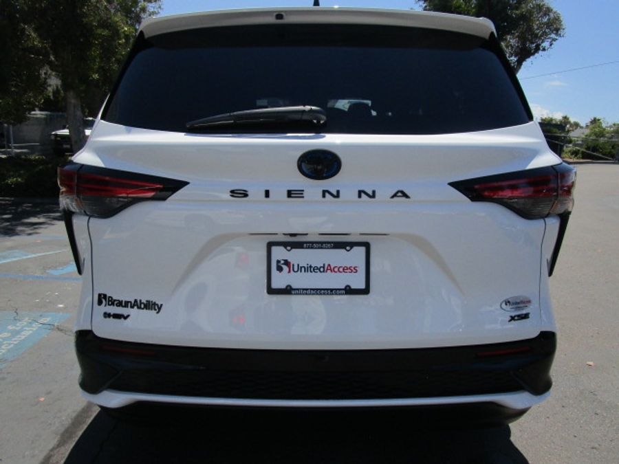 New 2026 Toyota Sienna XSE Sport