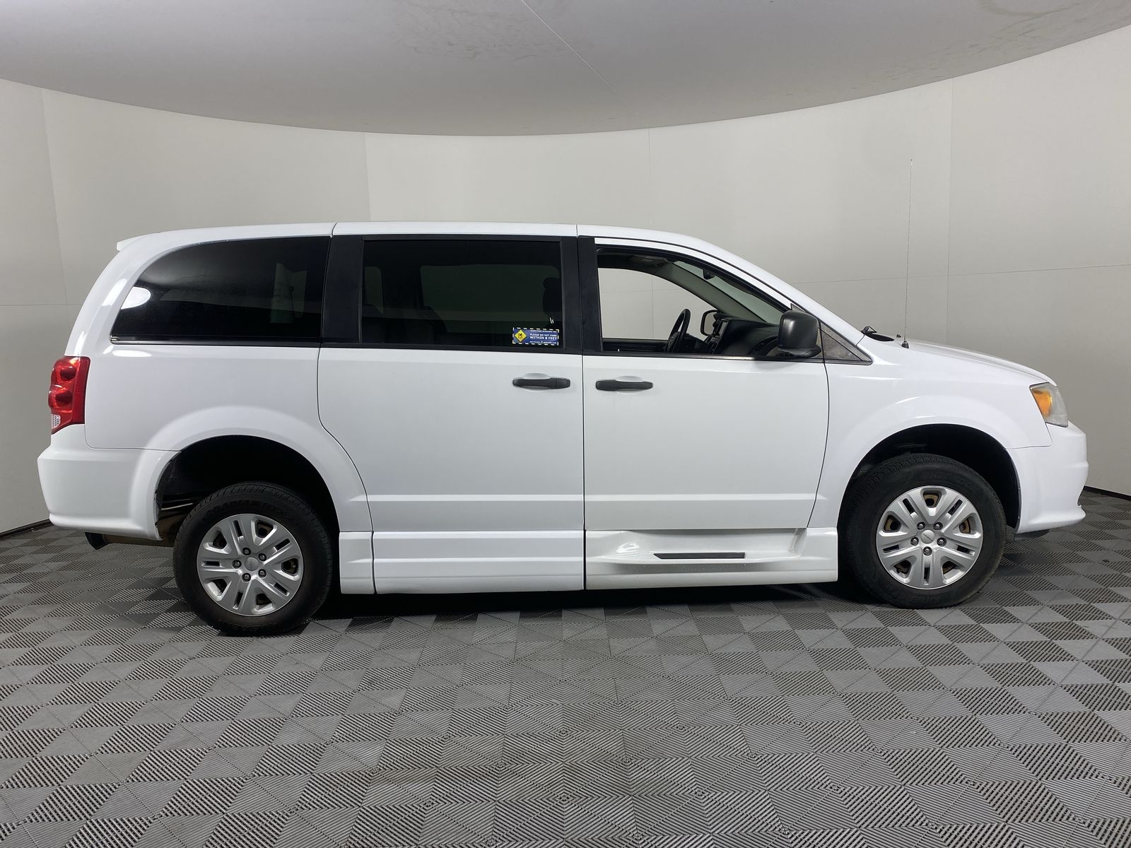 2019 Dodge Grand Caravan Wheelchair Van for Sale - $38999 Stock