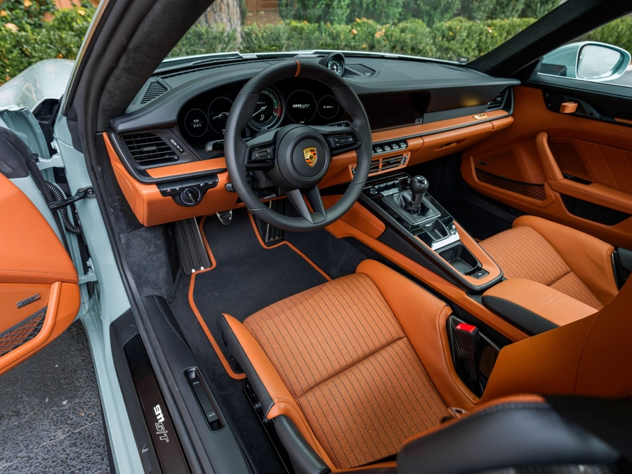 2024 Porsche 911 ST
