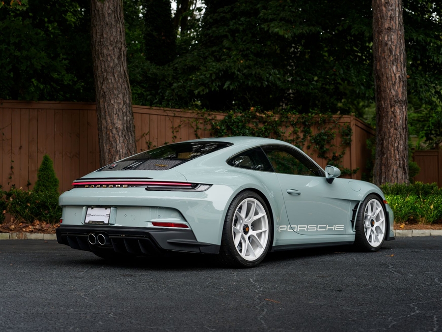 2024 Porsche 911 ST