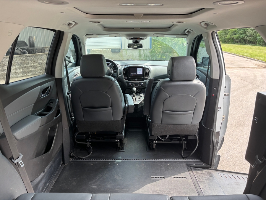 PRE OWNED 2021 Chevrolet Traverse 3LT