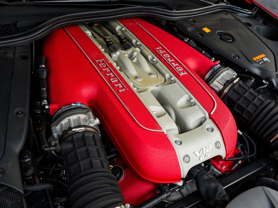 2019 Ferrari 812 Superfast