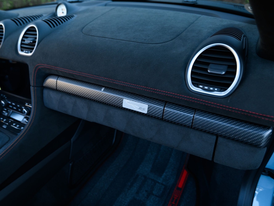 2025 Porsche 718 Spyder RS