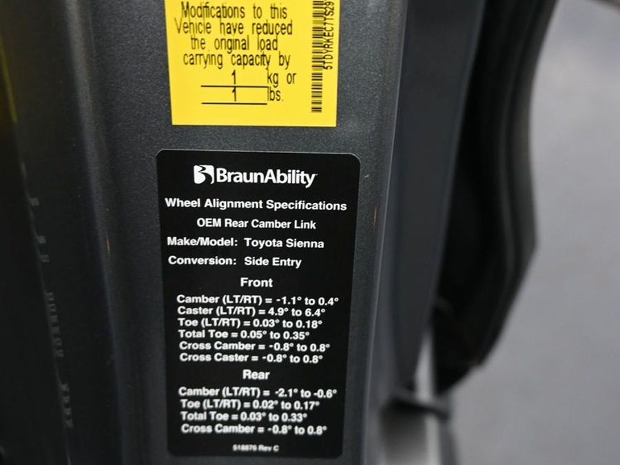 New 2026 Toyota Sienna XLE Add