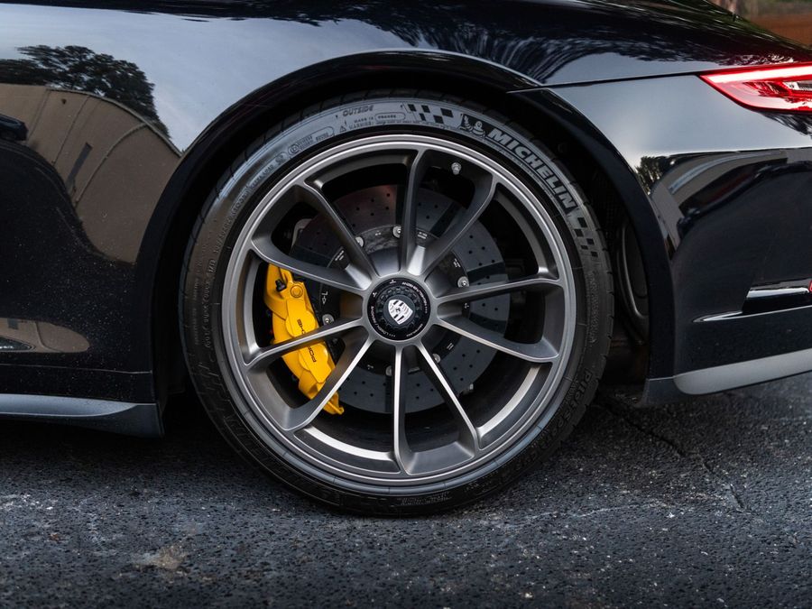 2019 Porsche 911 GT3 Touring