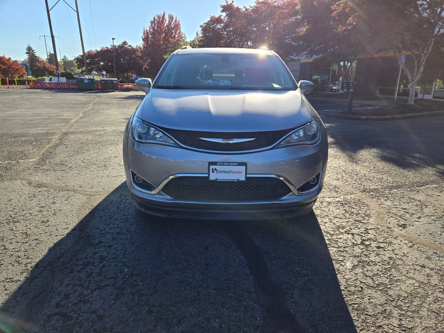 PRE OWNED 2019 Chrysler Pacifica Touring L