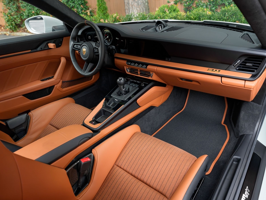 2024 Porsche 911 ST