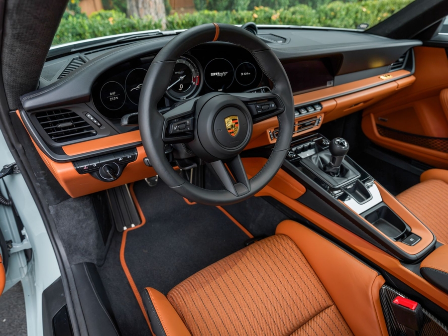 2024 Porsche 911 ST