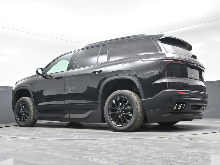 New 2026 Chevrolet Traverse 1LT Midnight