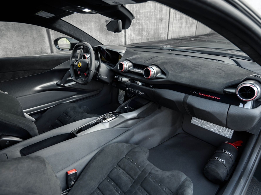 2022 Ferrari 812 Competizione