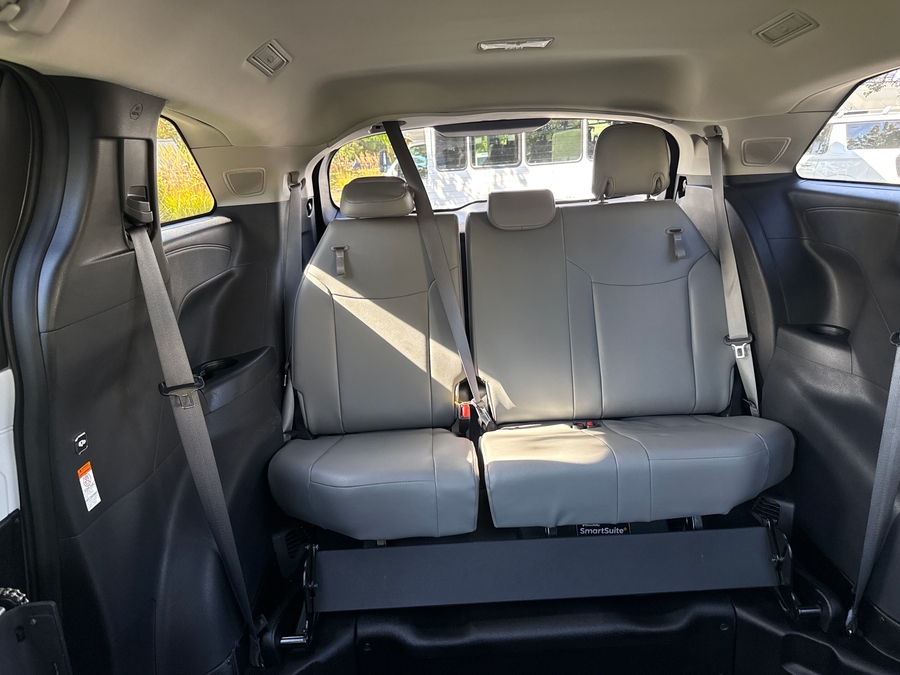 PRE OWNED 2025 Toyota Sienna XLE Plus