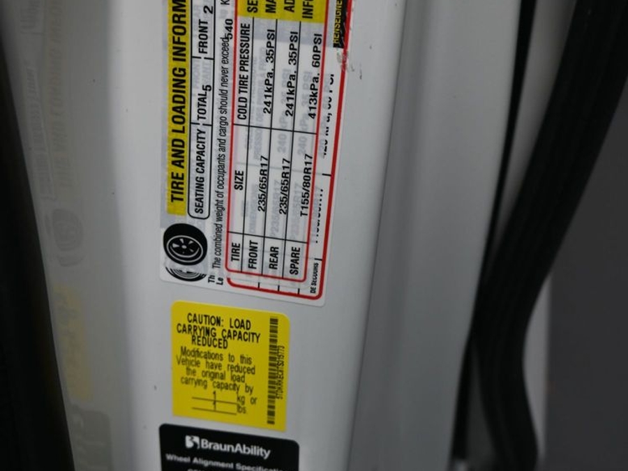 New 2026 Toyota Sienna LE