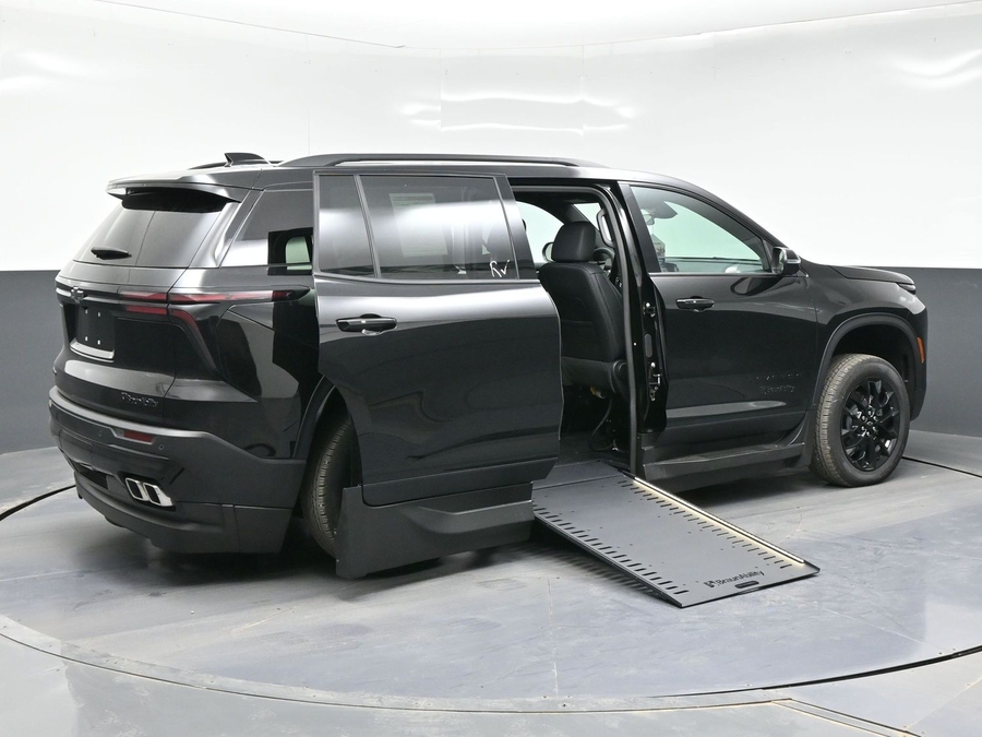 New 2026 Chevrolet Traverse 1LT Midnight