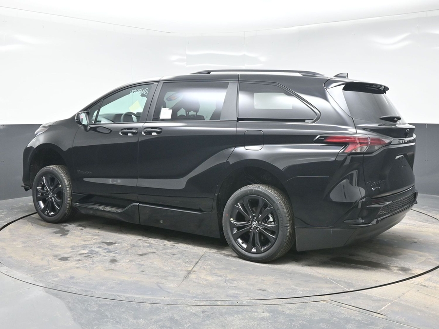 New 2026 Toyota Sienna XSE Sport