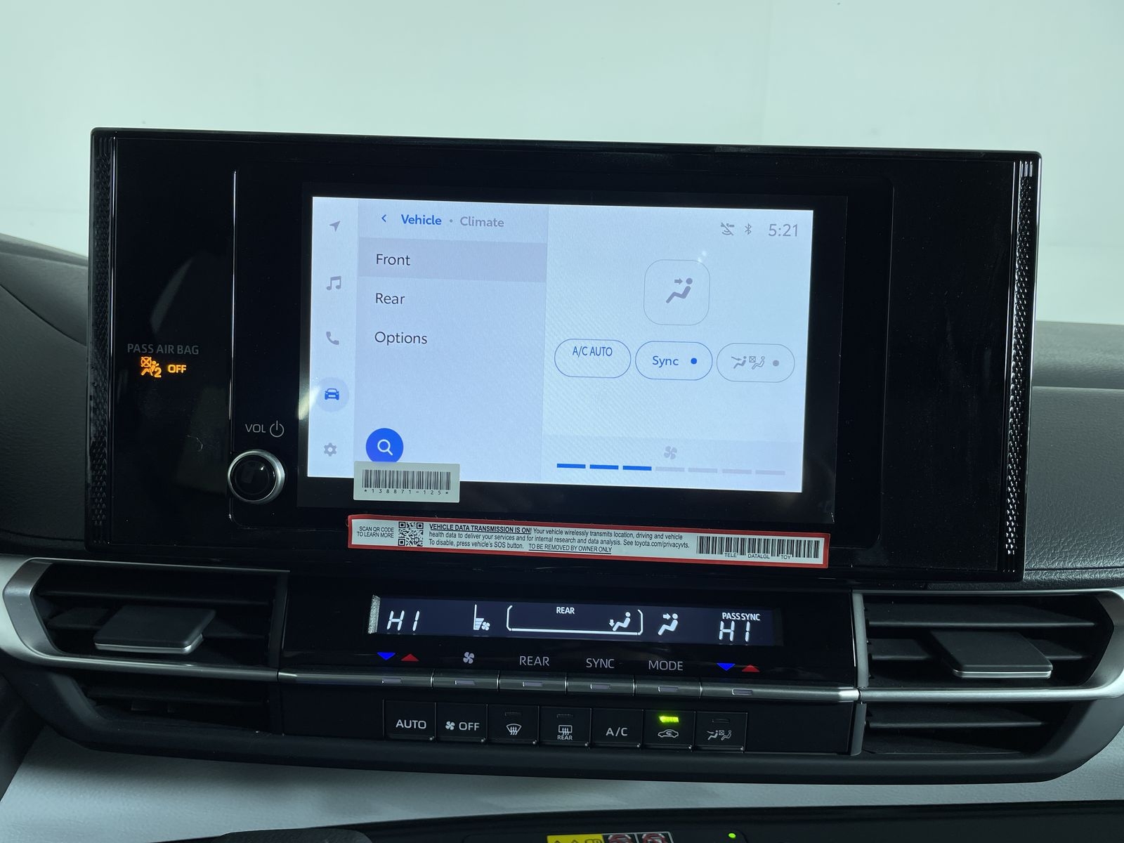 2025 Toyota Sienna LE - Photo 19