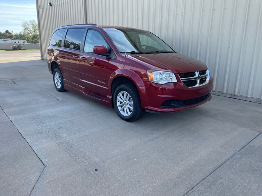 PRE OWNED 2016 Dodge Grand Caravan SXT