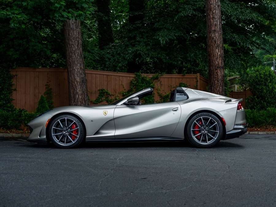 2022 Ferrari 812 GTS