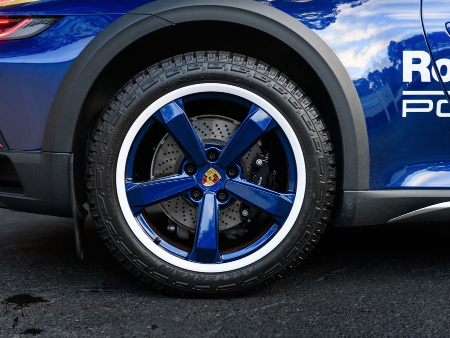 2024 Porsche 911 Dakar