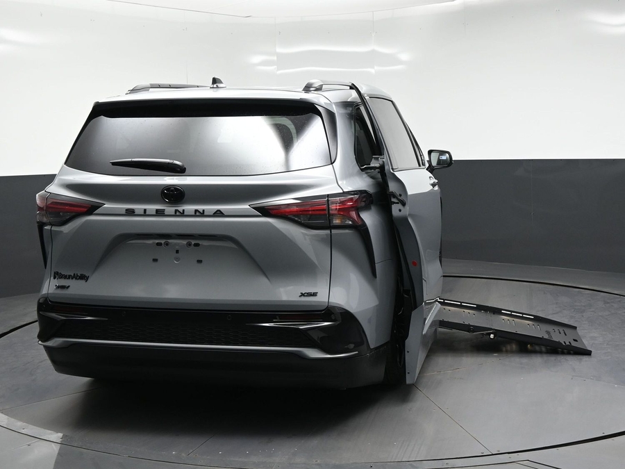 New 2026 Toyota Sienna XSE Sport